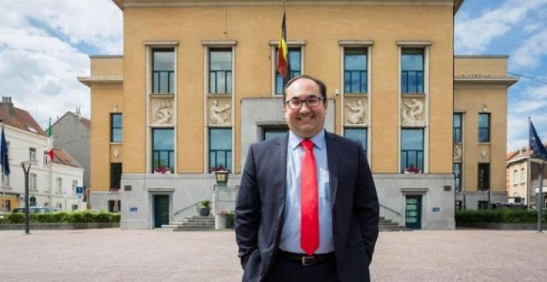 Belgique : Un Belge d’origine marocaine élu maire lors des éléctions communales à Bruxelles