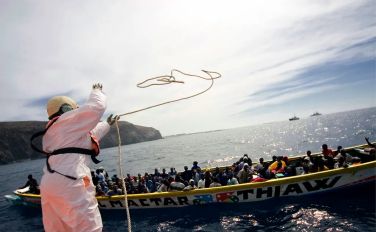 Canaries : Afflux record de migrants clandestins en 2024