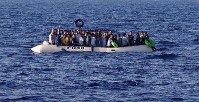 Drame en Méditerranée : une fillette de 11 ans, seule survivante d&#039;un naufrage au large de Lampedusa